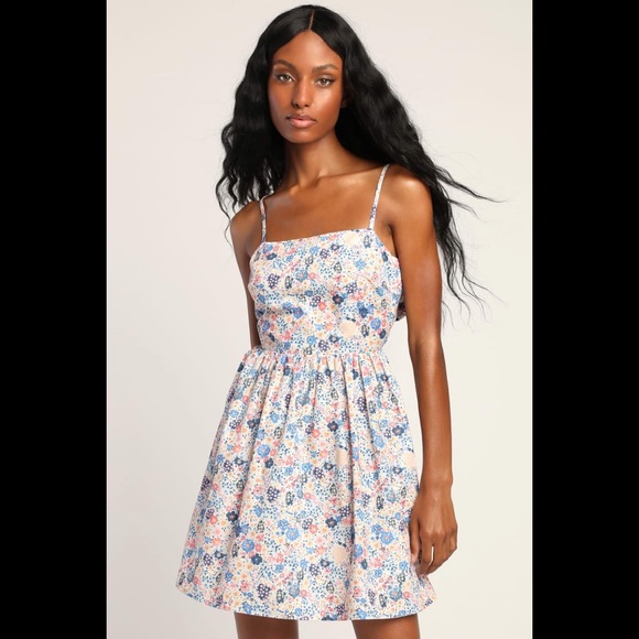 NWT LULUS Where The Wildflowers Are White Floral Print Tie-Back Mini Dress - Picture 7 of 10